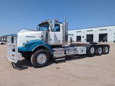 Western Star 4900 Tri Axle Day Cab Truck - Cummins 550HP, 18 Speed Manual