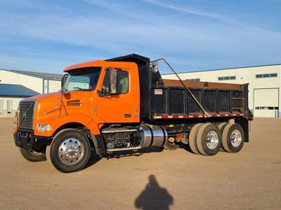 Volvo VHD Dump Truck - D13 410HP, 12 Speed I Shift Amt