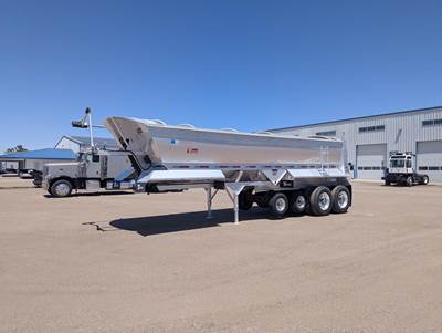 Travis Alumatech 30 ft Half Round End Dump Trailer - Quad Axle, Aluminum, Air Ride