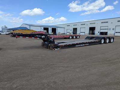 Trail King 48x102 Tri Axle Steel Lowboy Trailer - Air Ride, Fixed Axle