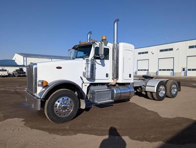 Peterbilt 367 Sleeper Semi Truck - Flat Top Sleeper, Cummins 500HP, 13 Speed Manual