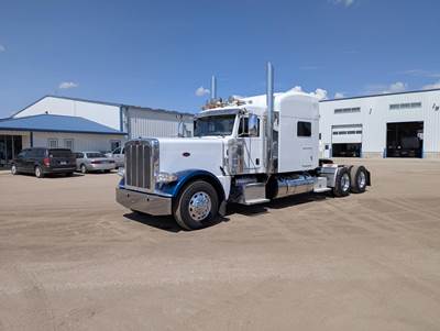 Peterbilt 389 Sleeper Semi Truck - Mid Roof Sleeper, Paccar 510HP, 13 Speed Amt