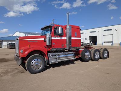 Western Star 4900 Sleeper Semi Truck - Flat Top Sleeper, Detroit 500HP, 18 Speed Manual