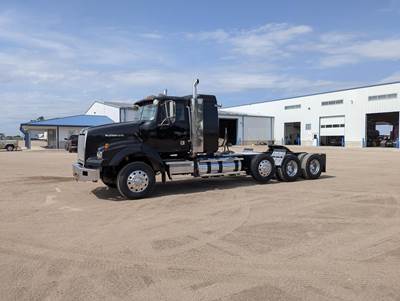 Western Star 4900 Tri Axle Sleeper Semi Truck - Flat Top Sleeper, Detroit 515HP, 10 Speed Manual