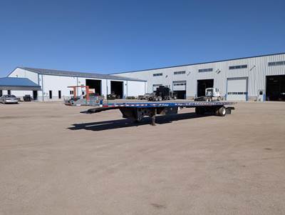 Landoll 45x102 Single Axle Steel Traveling Axle Trailer - Air Ride, Sliding Axle