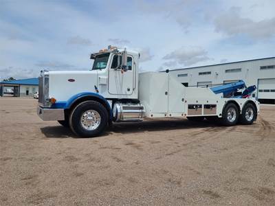 Peterbilt 378 Tandem Axle Wrecker Tow Truck - Caterpillar, 550HP, 18 Speed Manual