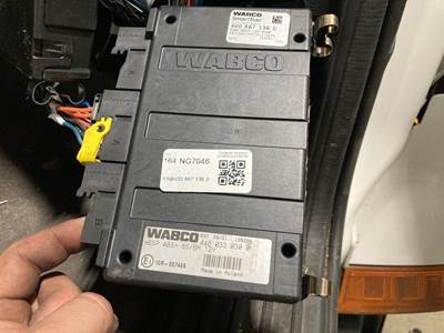 Freightliner Cascadia ABS Control Module