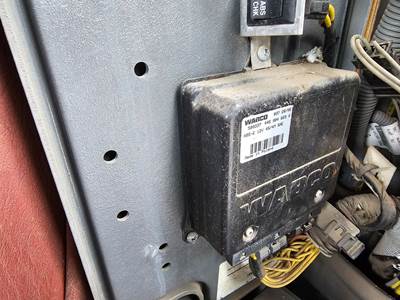 Freightliner Columbia 120 ABS Control Module