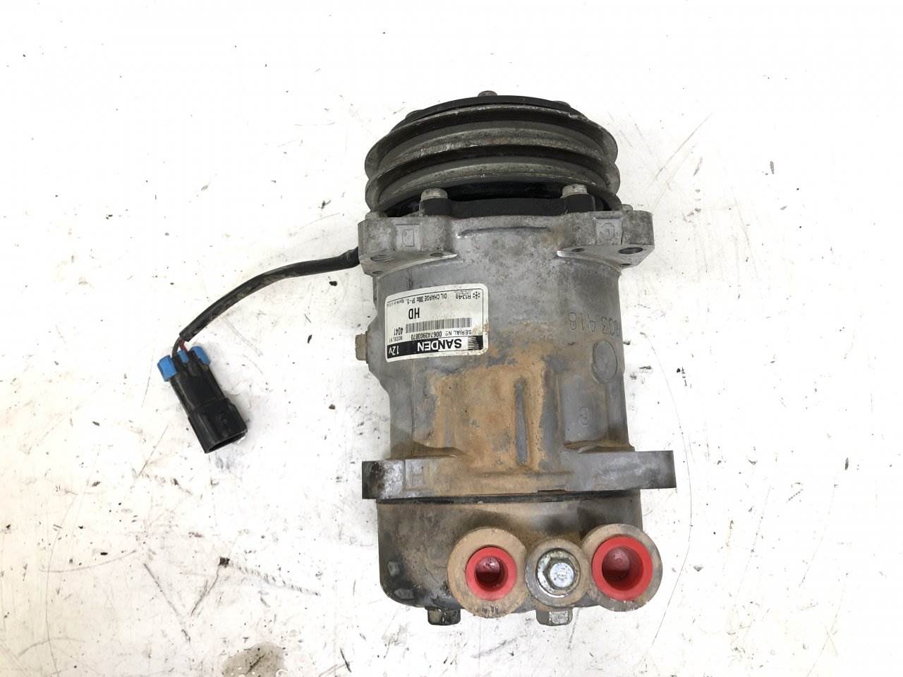 1999 Peterbilt 379 A/C Compressor For Sale Council Bluffs, IA 25036247