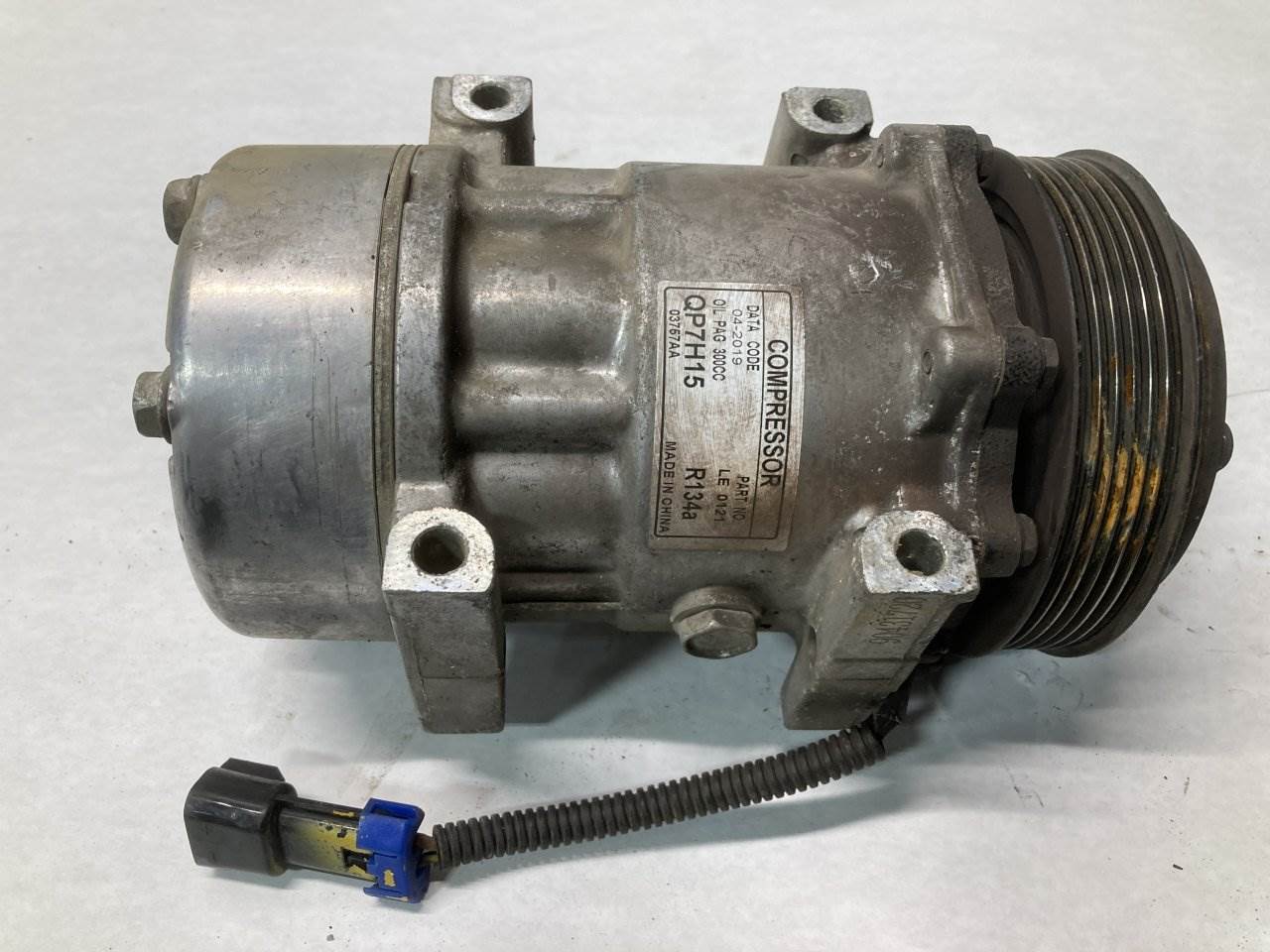 2006 Peterbilt 379 A/C Compressor For Sale Sioux Falls, SD QP7H15