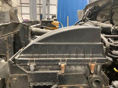 Ford F-650 Air Cleaner / Air Filter Housing for a Ford F650