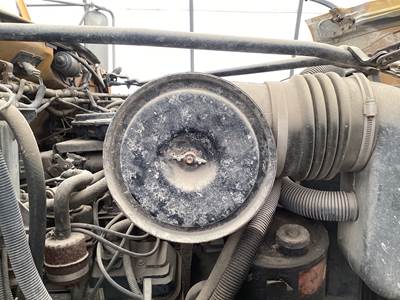 Ford F-700 Air Cleaner / Air Filter Housing for a Ford F700