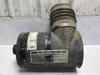 Ford F800 Air Cleaner / Air Filter Housing