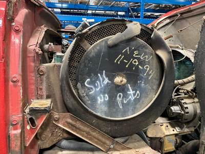 Ford LT9000 Air Cleaner / Air Filter Housing