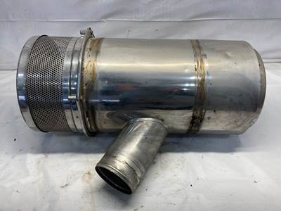 Freightliner Classic XL Air Cleaner / Air Filter Housing