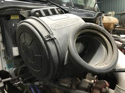 Freightliner Coronado Air Cleaner / Air Filter Housing
