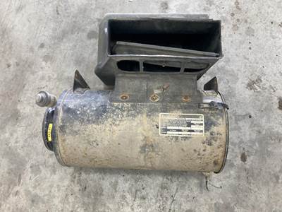Freightliner FLD120 Air Cleaner / Air Filter Housing