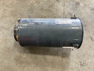 Freightliner FLD120 Air Cleaner / Air Filter Housing