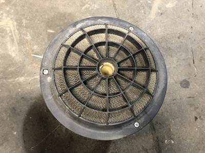 Freightliner M2 106 Air Cleaner / Air Filter Housing