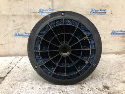 Freightliner M2 106 Air Cleaner / Air Filter Housing