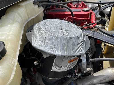 Freightliner M2 106 Air Cleaner / Air Filter Housing