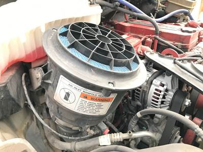 Freightliner M2 106 Air Cleaner / Air Filter Housing