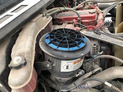 Freightliner M2 106 Air Cleaner / Air Filter Housing