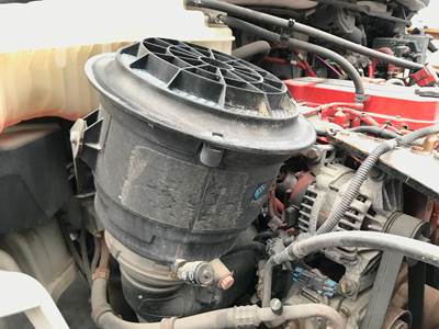 Freightliner M2 106 Air Cleaner / Air Filter Housing