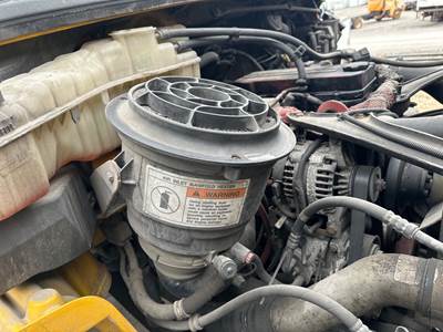 Freightliner M2 106 Air Cleaner / Air Filter Housing