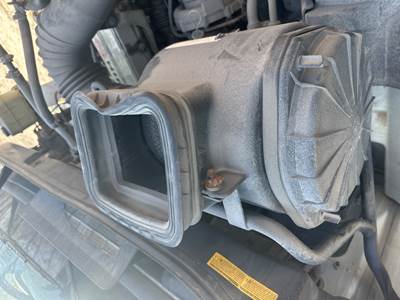Hino 258 Air Cleaner / Air Filter Housing