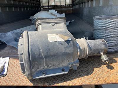 Hino 268 Air Cleaner / Air Filter Housing