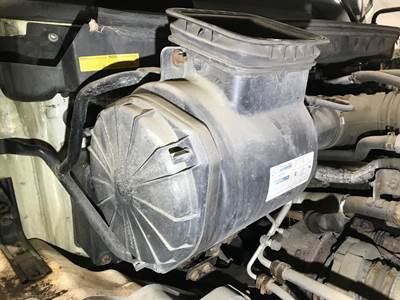 Hino 268 Air Cleaner / Air Filter Housing