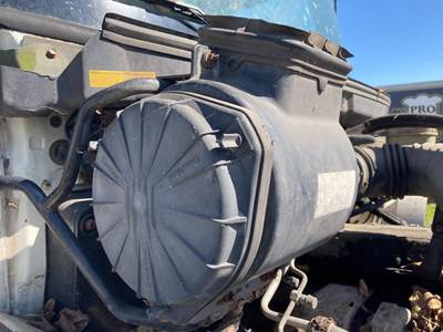 Hino 268 Air Cleaner / Air Filter Housing