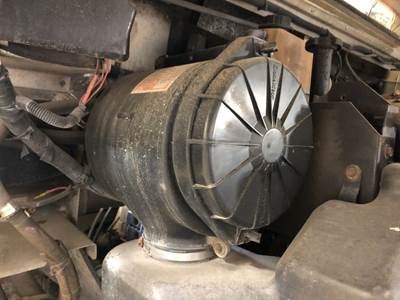 International 1652-SC Air Cleaner / Air Filter Housing