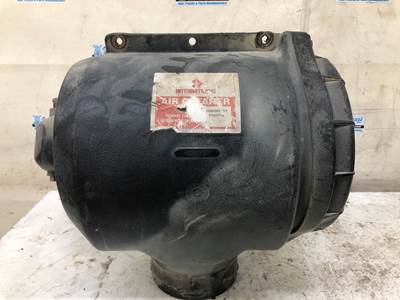 International 1652-SC Air Cleaner / Air Filter Housing