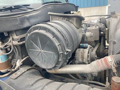 International 4300 Air Cleaner / Air Filter Housing