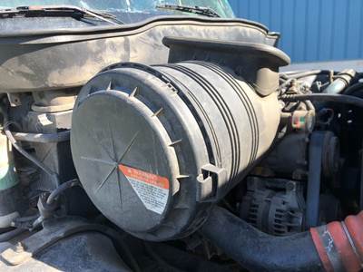 International 4300 Air Cleaner / Air Filter Housing