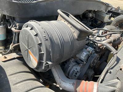 International 4300 Air Cleaner / Air Filter Housing