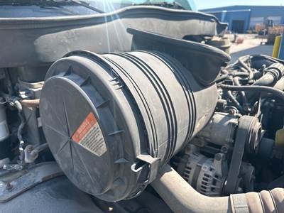 International 4300 Air Cleaner / Air Filter Housing