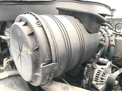 International 4400 Air Cleaner / Air Filter Housing