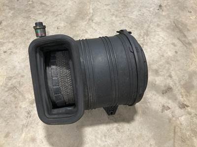 International 4400 Air Cleaner / Air Filter Housing