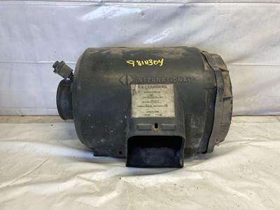 International 9100 Air Cleaner / Air Filter Housing