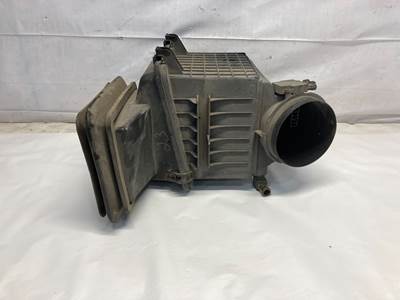 International DuraStar 4300 Air Cleaner / Air Filter Housing for a International Durastar (4300)