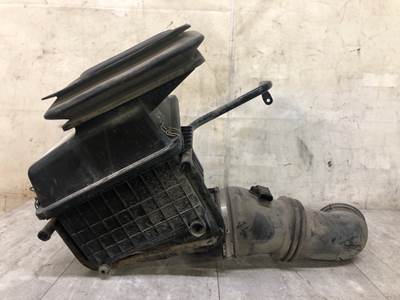 International MV607 Air Cleaner / Air Filter Housing