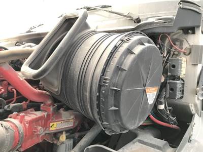 International ProStar Air Cleaner / Air Filter Housing