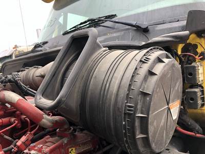 International ProStar Air Cleaner / Air Filter Housing