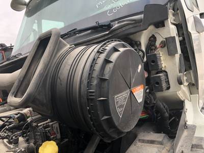 International ProStar Air Cleaner / Air Filter Housing