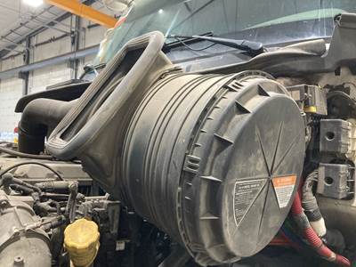 International ProStar Air Cleaner / Air Filter Housing