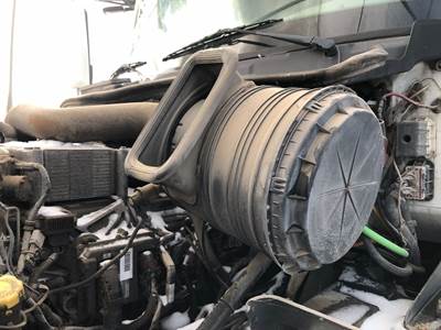 International ProStar Air Cleaner / Air Filter Housing