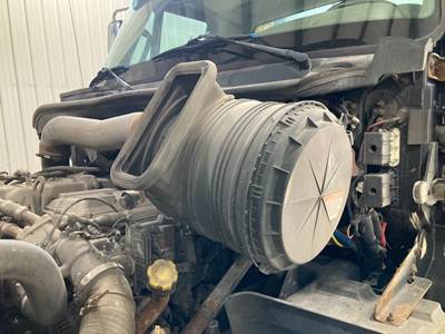 International ProStar Air Cleaner / Air Filter Housing